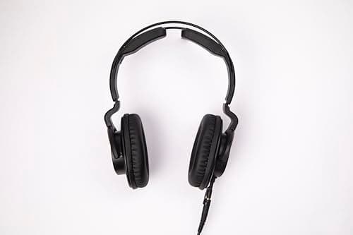 Zoom ZDM-1 Podcast Mic Pack, Podcast Dynamic Microphone, ZHP-1 Headphones, TPS-4 Tripod, Windscreen, 2-Meter XLR Cable, for Recording & Streaming Podcasts