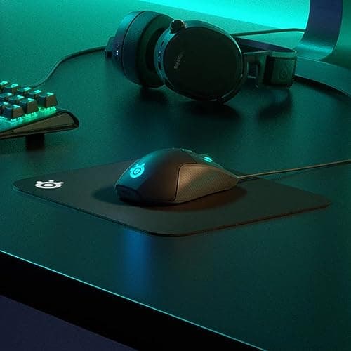 SteelSeries QcK Gaming Mouse Pad - Large Cloth - Optimized For Gaming Sensors