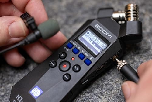 Zoom H1essential Stereo Handy Recorder with 32-Bit Float, Accessibility, X/Y Microphones, Record to SD Card, USB Microphone, Portable, for Musicians, Podcasters, Filmmakers, & Content Creators