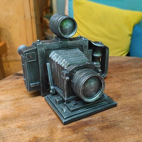 Vintage Camera Model Silver Gray Camera Replica Camera Model Nostalgic Collective Statue Resin Ornament Cents Penny Piggy Bank Decoration for Desktop Bar Office Showcase Prop Unique Gift