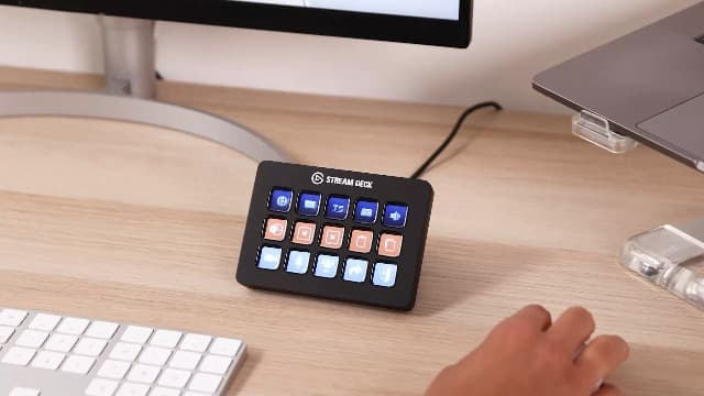 Elgato Stream Deck MK.2 – Studio Controller, 15 macro keys, trigger actions in apps and software like OBS, Twitch, ​YouTube and more, works with Mac and PC