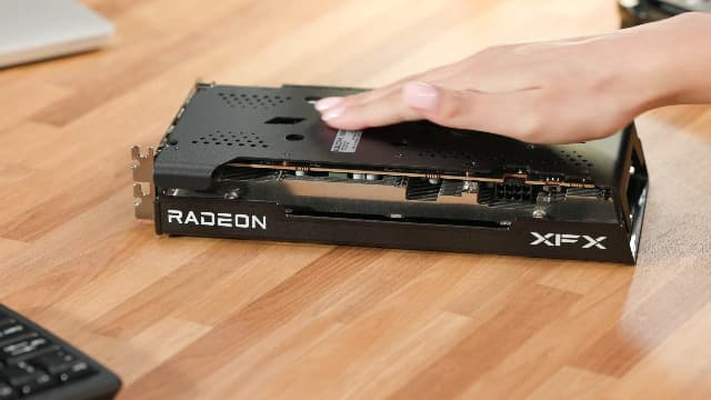 XFX Speedster SWFT210 Radeon RX 7600 Graphics Card with 8GB GDDR6 HDMI 3xDP, AMD RDNA 3 RX-76PSWFTFY