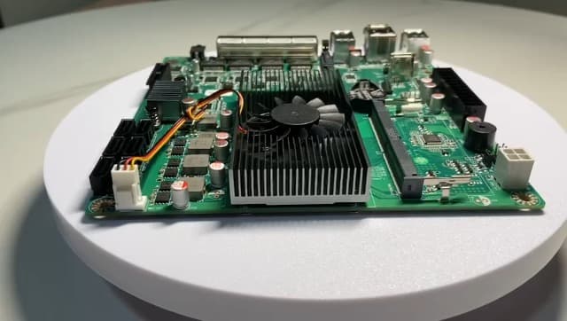 N100 Industrial Motherboard NAS 4 Cores 4 Threads Low Power Processor 4x2.5G i226 Network M.2 Slot 6xSATA DP HDMI 2.0 PCIE ×1 .1*M2_ SSD NVME/NGFF+ 1*M.2_ NVME