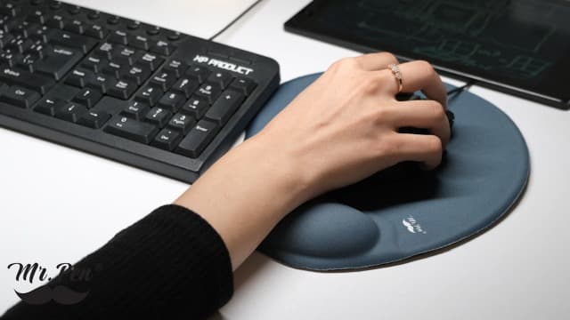 Mr. Pen- Mouse Pad with Wrist Support, Ergonomic Pad, Gel Gaming Support, Back to School Supplies