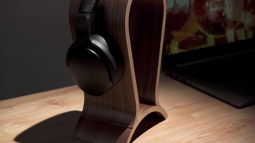 Headphone Stand Wood, Headset Stand for Desk, Walnut Gaming Headphone Holder Compatible for Sennheiser, Bose, Beats, Razer, AKG, Airpod Max, HyperX, Sony PS4 et.