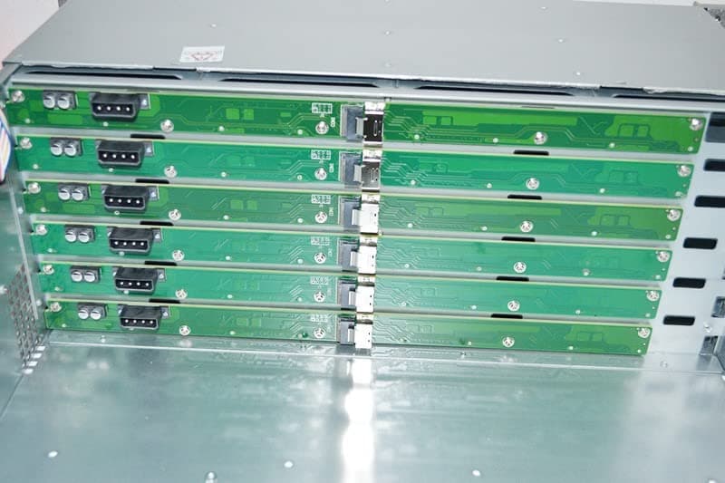 4U Rackmount Server Case Chassis with 24 Hot-Swappable SATA/SAS Drive Bays