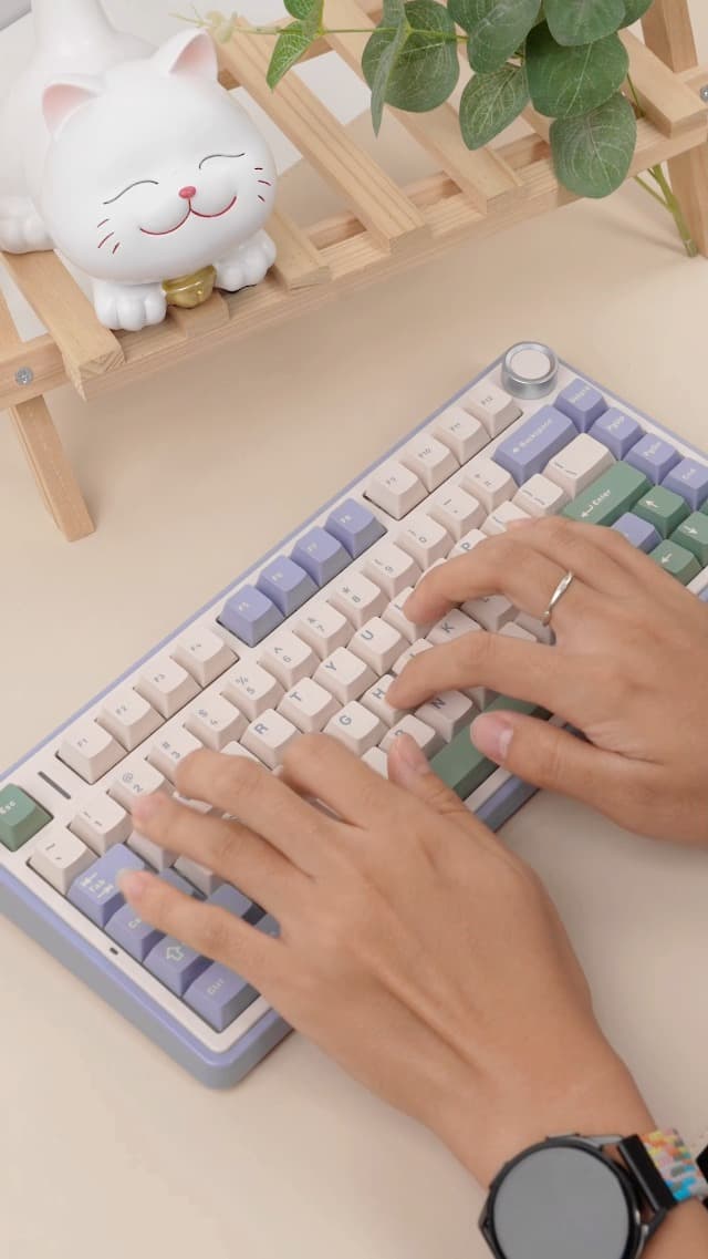 EPOMAKER x Aula F75 Gasket Mechanical Keyboard, 75% Wireless Hot Swappable Gaming Keyboard with Five-Layer Padding&Knob, Bluetooth/2.4GHz/USB-C, RGB (Green, LEOBOG Reaper Switch)