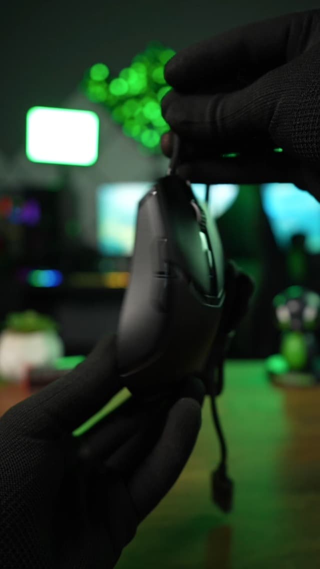 Razer Cobra Gaming Mouse: 58g, Gen-3 Optical Switches, Chroma RGB Lighting, 8500 DPI Sensor, PTFE Feet, Speedflex Cable - Black