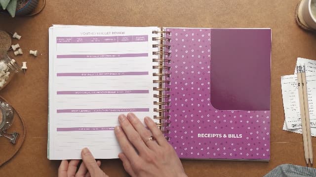 Clever Fox Budget Planner & Monthly Bill Organizer With Pockets. Expense Tracker, Budgeting Journal & Financial Book. Large, 8x9.5" (Black)