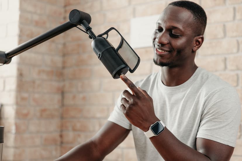 Cherry UM Series 3.0, 6.0 and 9.0 PRO RGB USB Microphone for PC, Mac, Gaming, Recording, Streaming, Podcasting, Studio and Computer Condenser. (UM 6.0 Silver)