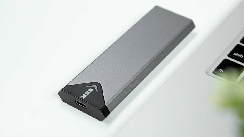 SSK M.2 NVME SATA SSD Enclosure Adapter, USB 3.2 Gen 2 (10 Gbps) to NVME PCI-E SATA M-Key/(B+M) Key Solid State Drive External Enclosure Aluminum Support UASP Trim for SSDs 2242/2260/2280
