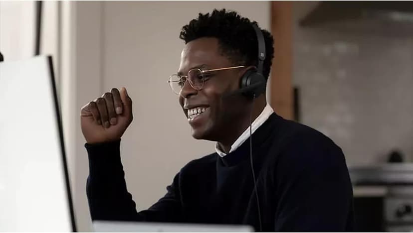 Microsoft Modern Wired Headset,On-Ear Stereo Headphones with Noise-Cancelling Microphone, USB-A Connectivity, In-Line Controls, PC/Mac/Laptop - Certified for Microsoft Teams