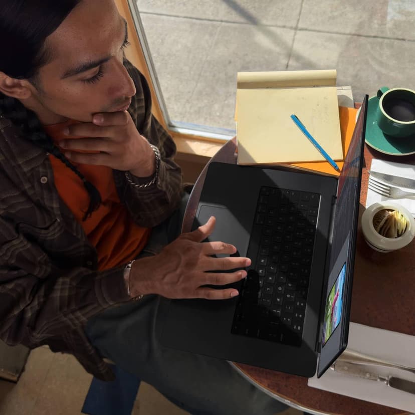 Apple MacBook Pro 16.2" with M3 Max Chip (Late 2023) - Space Black, 16-Core / 40-Core, 128GB, 2TB SSD