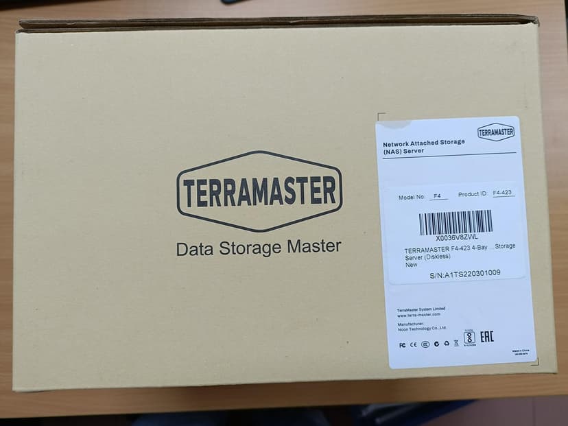 TERRAMASTER F4-423 4-Bay High Performance NAS for SMB with N5095 Quad-core CPU, 4GB DDR4 Memory, 2.5GbE Port x 2, Network Storage Server (Diskless)