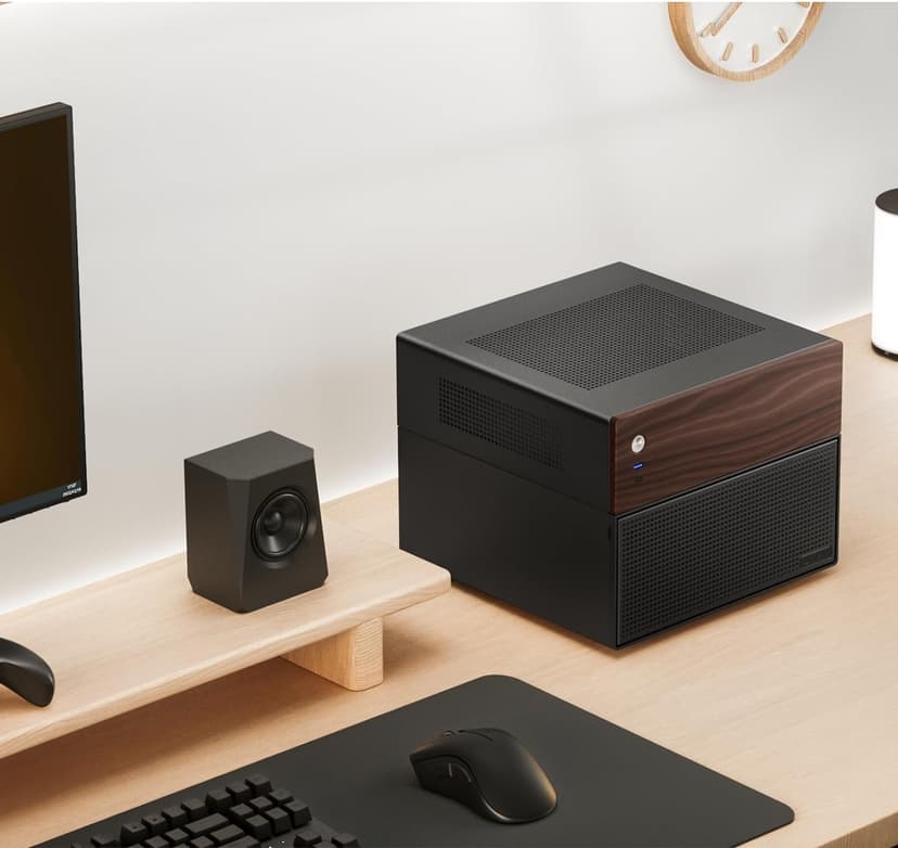 JONSBO N4 Black NAS Pc Case, Walnut Wood, 8-Drive Bay/6 * 3.5 "HDD (4 hot-swap,2 Non hot-swap),2 * 2.5SSD,Micro ATX Chassis, USB3.2Gen2Type-C, 1x120mm Fan Built-in, Black