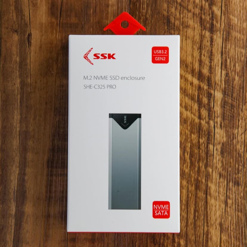 SSK M.2 NVME SATA SSD Enclosure Adapter, USB 3.2 Gen 2 (10 Gbps) to NVME PCI-E SATA M-Key/(B+M) Key Solid State Drive External Enclosure Aluminum Support UASP Trim for SSDs 2242/2260/2280