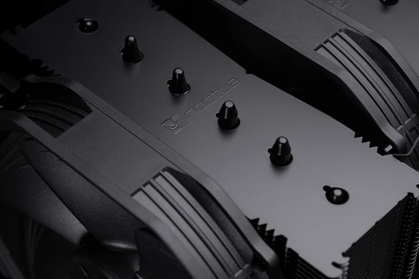Noctua NH-D15 chromax.Black, Dual-Tower CPU Cooler (140mm, Black)