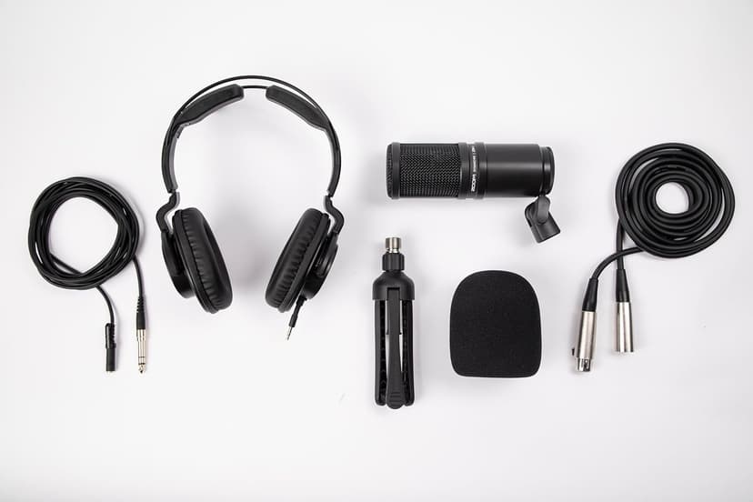 Zoom ZDM-1 Podcast Mic Pack, Podcast Dynamic Microphone, ZHP-1 Headphones, TPS-4 Tripod, Windscreen, 2-Meter XLR Cable, for Recording & Streaming Podcasts