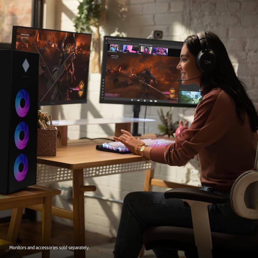 HP OMEN 45L Gaming Desktop, Intel Core Ultra 9 285K, 64 GB RAM, 2 TB SSD, NVIDIA GeForce RTX 5090, Windows 11 Pro, Microsoft Copilot, Tempered Glass, GT22-3090 (2025)