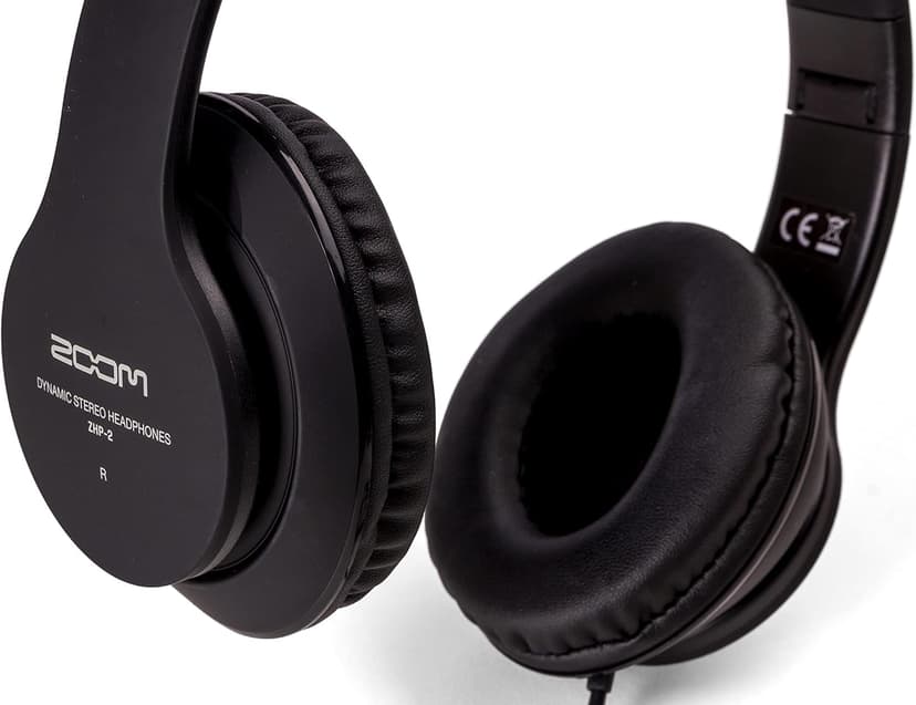 Zoom ZUM-2 Podcast Mic Pack, Podcast USB Microphone, Headphones, Tripod, Windscreen, USB Cable, For Recording and streaming Podcasts, Music, Voice-Overs, and more,Black
