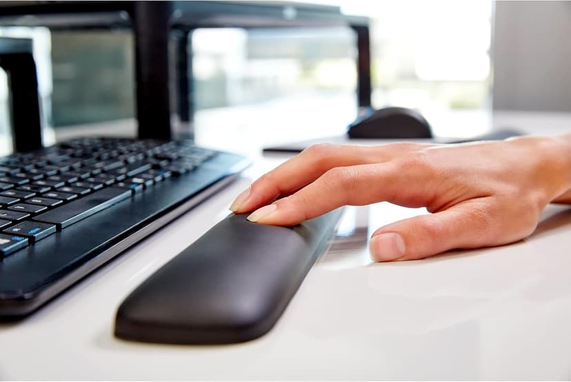 3M Gel Wrist Rest for Keyboards, Soothing 3M Gel Technology and Satin Smooth Cover for All Day Comfort and Support, Durable and Easy to Clean, 19", Black (WR85B)