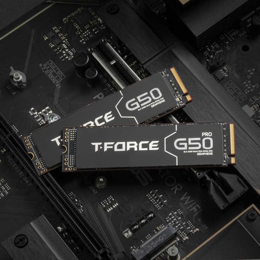 TEAMGROUP T-Force G50 1TB SLC Caching 3D TLC NAND NVMe InnoGrit PCIe Gen4x4 M.2 2280 Gaming SSD with Ultra-Thin Graphene Heat Spreader Works with PS5 Read/Write 5000/4800 MB/s TM8FFE001T0C129