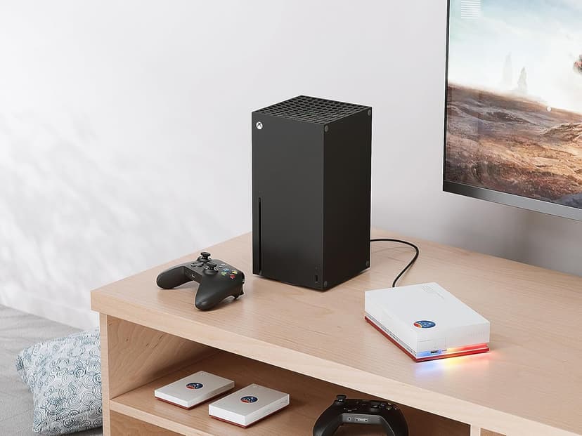 Seagate FireCuda Gaming HDD 2 TB, draagbare externe harde schijf, PC Gaming, Starfield Special Edition, USB 3/2, Data Rescue Service (STMJ2000400)