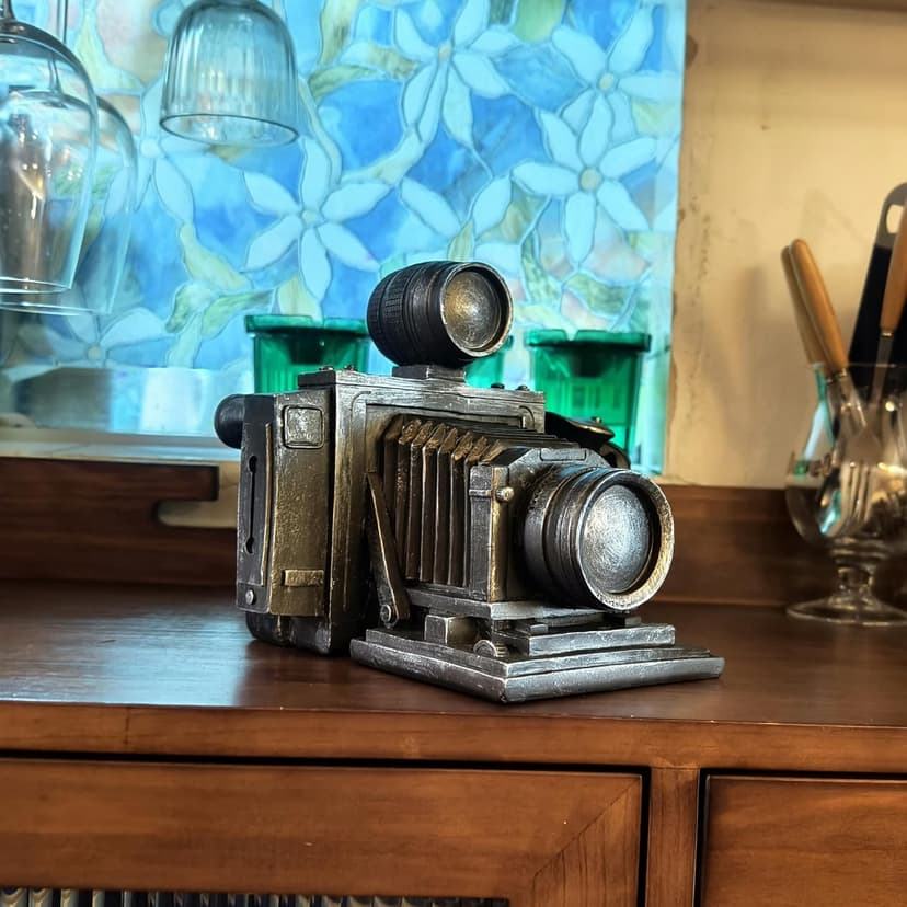 Vintage Camera Model Silver Gray Camera Replica Camera Model Nostalgic Collective Statue Resin Ornament Cents Penny Piggy Bank Decoration for Desktop Bar Office Showcase Prop Unique Gift
