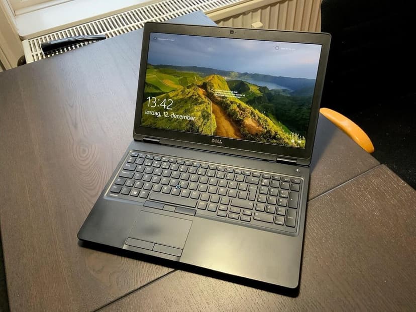 Dell Latitude 5580 HD 15.6 Inch Business Laptop Notebook PC (Intel Core i5-6300U, 8GB Ram, 256GB SSD, Camera, WiFi, HDMI, Type C Port) Win 10 Pro with Numeric Keyboard (Renewed)